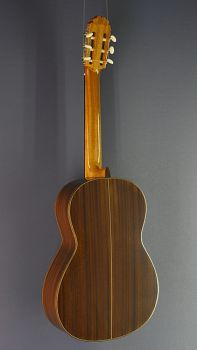 Ricardo Moreno 2a 64 cedar, 64 cm short scale - Spanish classical guitar with solid cedar top, back view