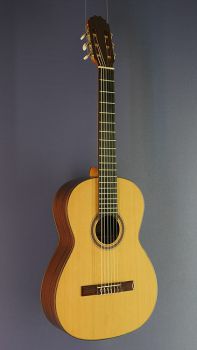 Konzertgitarre mit 63 cm kurzer Mensur - Ricardo Moreno, Modell 2a 63 Zeder, spanische Konzertgitarre mit massiver Zederdecke