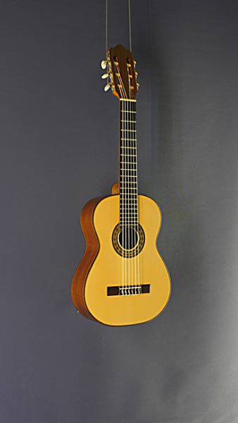 Children's guitar Juan Aguilera, model niña 52, 1/4 guitar with 52 cm scale and solid spruce top