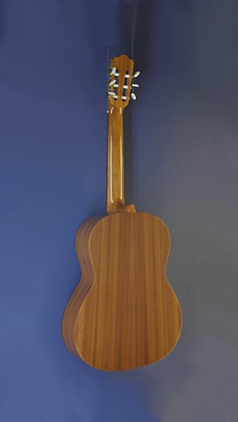 Children`s Guitar Lacuerda, Model chica 53/3, 1/2-Guitar, scale 53 cm, with solid cedar top, back view