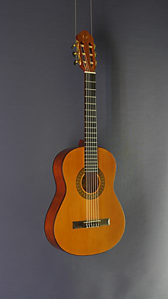 Kindergitarre Lacuerda, Modell chica 58/2, ¾-Gitarre mit 58 cm Mensur und massiver Zederdecke