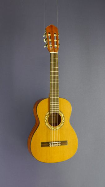 Kindergitarre Lacuerda, Modell chica 53, 1/2-Gitarre mit 53 cm Mensur und massiver Zederdecke