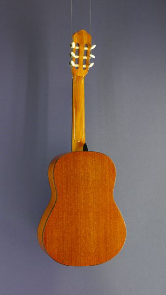 Children's guitar Lacuerda, model chica 58, ¾-guitar with 58 cm scale and solid cedar top back view