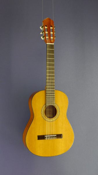 Kindergitarre Lacuerda, Modell chica 58, ¾-Gitarre mit 58 cm Mensur und massiver Zederdecke