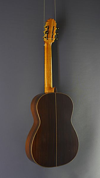 Classical guitar Ricardo Moreno, model C-P, Spanish guitar with solid spruce top and rosewood on back and sides, back view