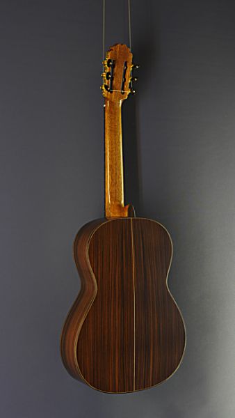 Classical guitar Ricardo Moreno, model C-P cedar, Spanish guitar with solid cedar top and rosewood, back view